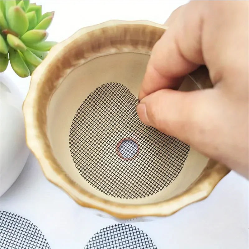 50 Piece Pot Hole Screen Mat, Round Drainage Hole Screen to prevent soil loss, Plant Drainage Screen Gasket, Gardening Supplies